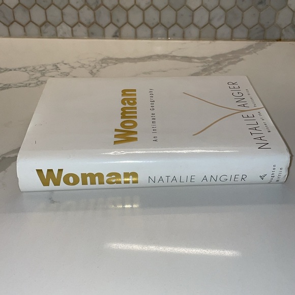 Hardcover Book Woman an Intimate Geography author Natalie Angier - Picture 7 of 9